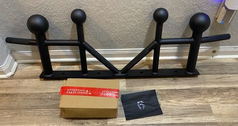 Titan Fitness Sphere Pull-Up Bar Fits T-3, X-3, TITAN Series Racks, Rated 440 LB