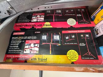 Craftsman Twin Head Halogen Worklight with Tripod