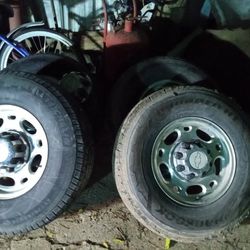 8 Lug Chevy Aluminum Wheels And Tires$250.00
