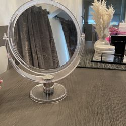 Double Sided Vanity Makeup Mirror 
