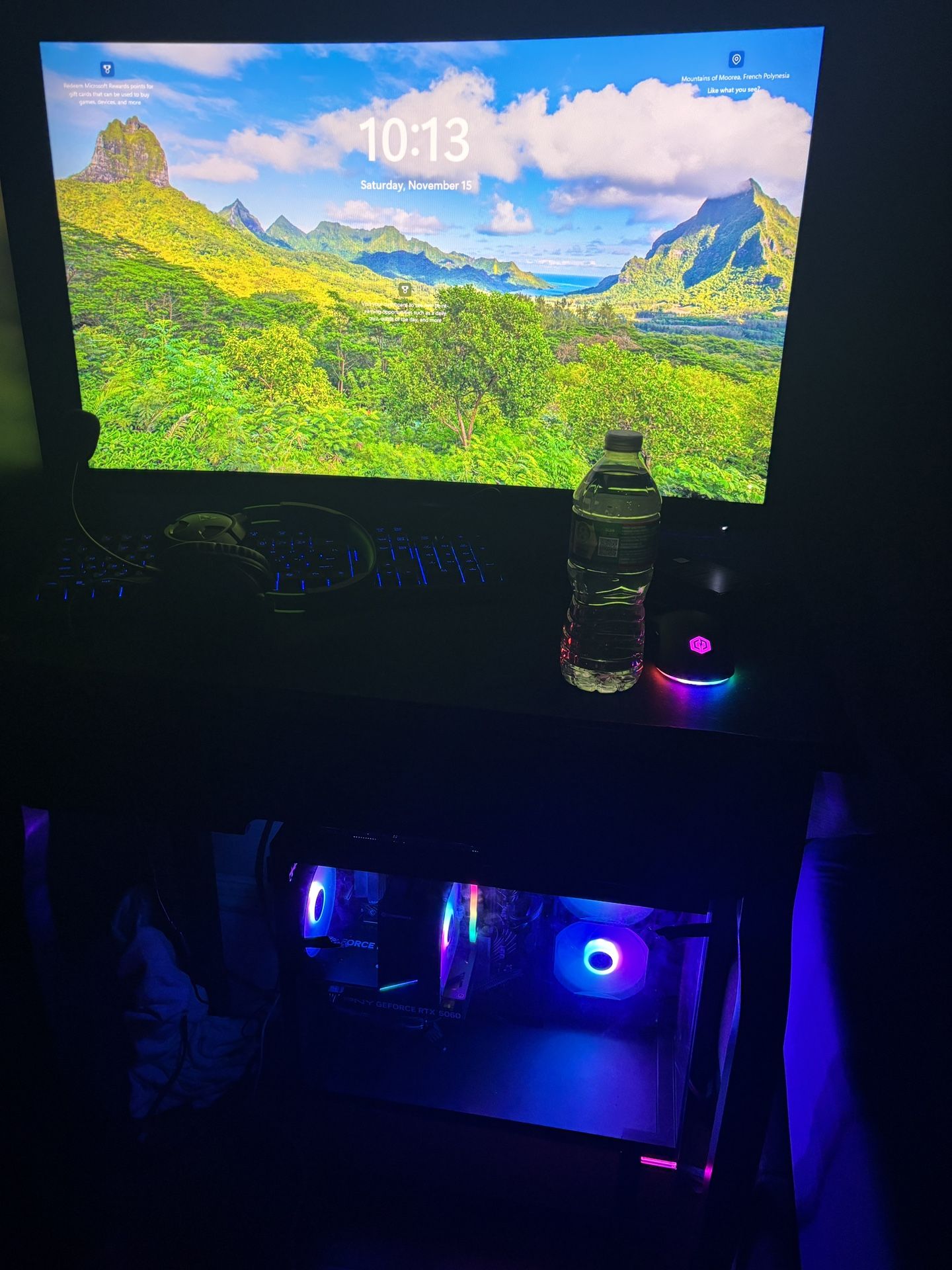 SELLING MY 5060RTX CYBER POWER GAMING PC AND 165Hz MSI GAMING MONITOR FOR 1000$