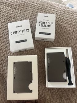 ** Brand new Ridge wallet