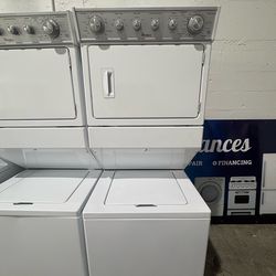 Combo de 27 Pulgadas Marca Whirlpool