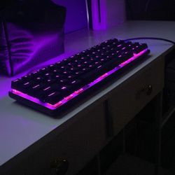 Customizable RBG HyperX keyboard