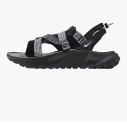 Nike Men’s Sandals Size 7