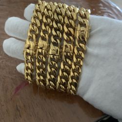 Cuban link bracelets (12mm)