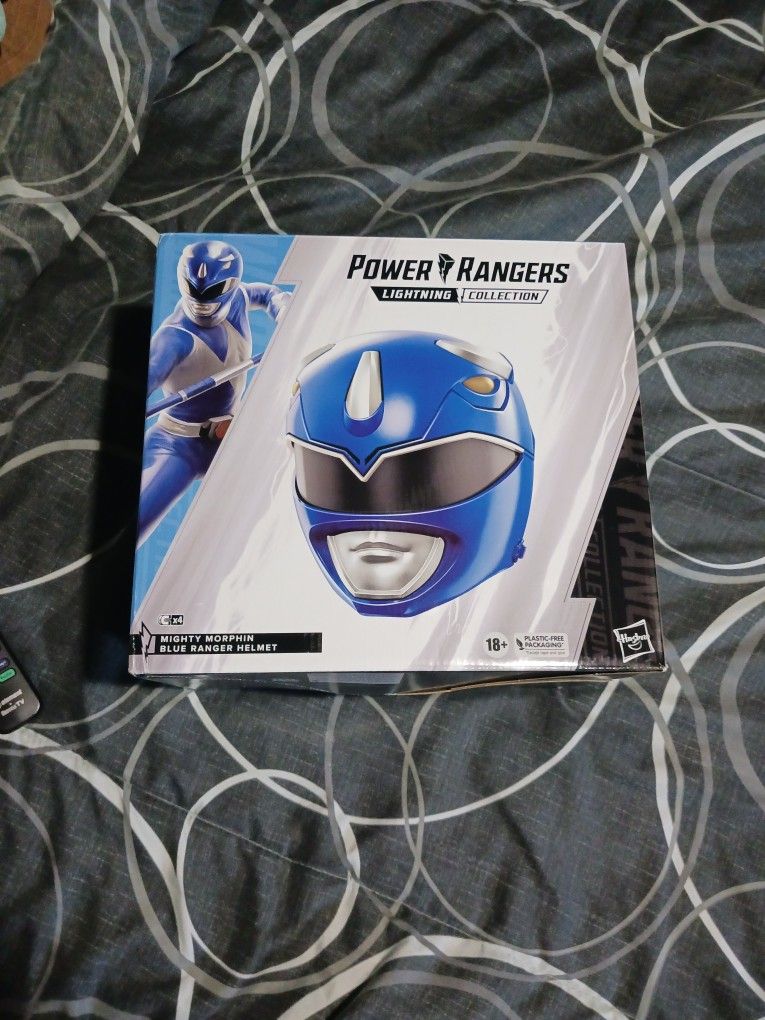 Mighty Morphin Power Rangers Lightning Collection Blue Ranger Helmet