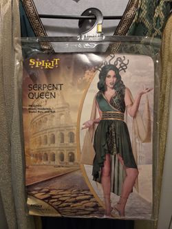 Medusa Halloween Costume 🎃