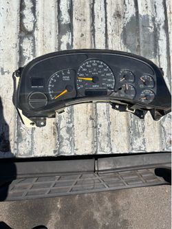 99-02 Chevy cluster