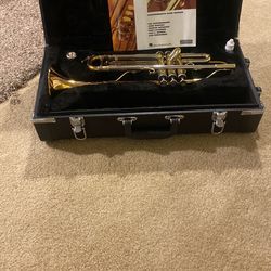 Jupiter Trumpet With Lesson Book And Valve Oil