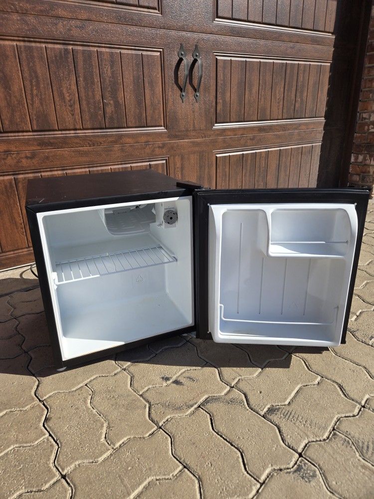 Mini Refrigerator