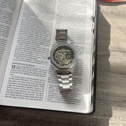 THETRUEWAY stainless steel watch