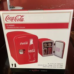 Coca Cola Mini Fridge