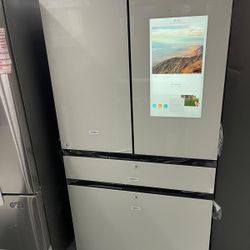 New Samsung Bespoke 29 cu. ft. Family Hub 4-Door French Door Smart Refrigerator