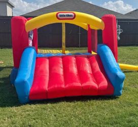 Little Tikes Bounce House
