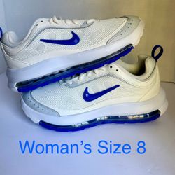 New Nike Air Max AP Size 8