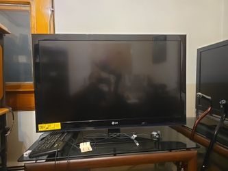 LG Flat Screen TV