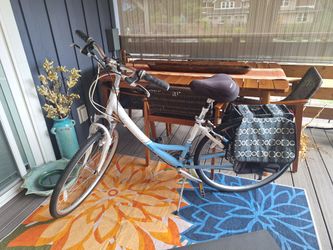 Bike woman... like New! Soft wide seat. Northrock