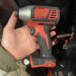 Milwaukee 18v Impact