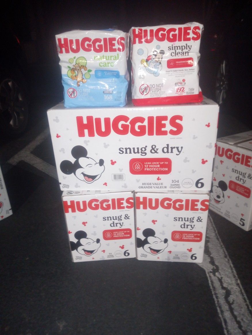 🍼 🍼 Huggies Size 5 And 🐥 🍼