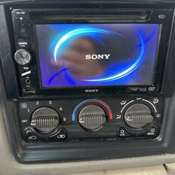 Sony Bluetooth double din xav-64bt car stereo cd dvd