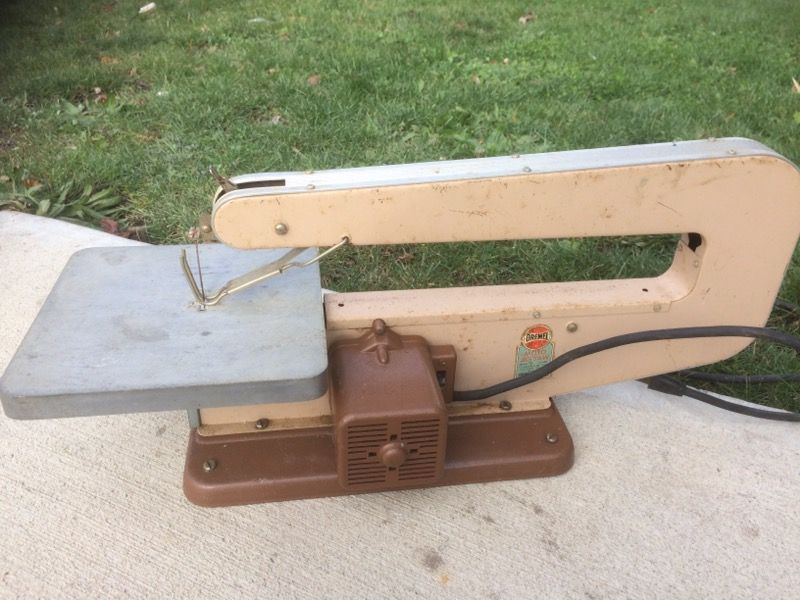 Scroll saw