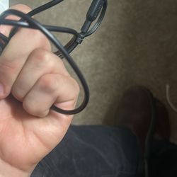 Selling A Couple Of Things Need Money Asap