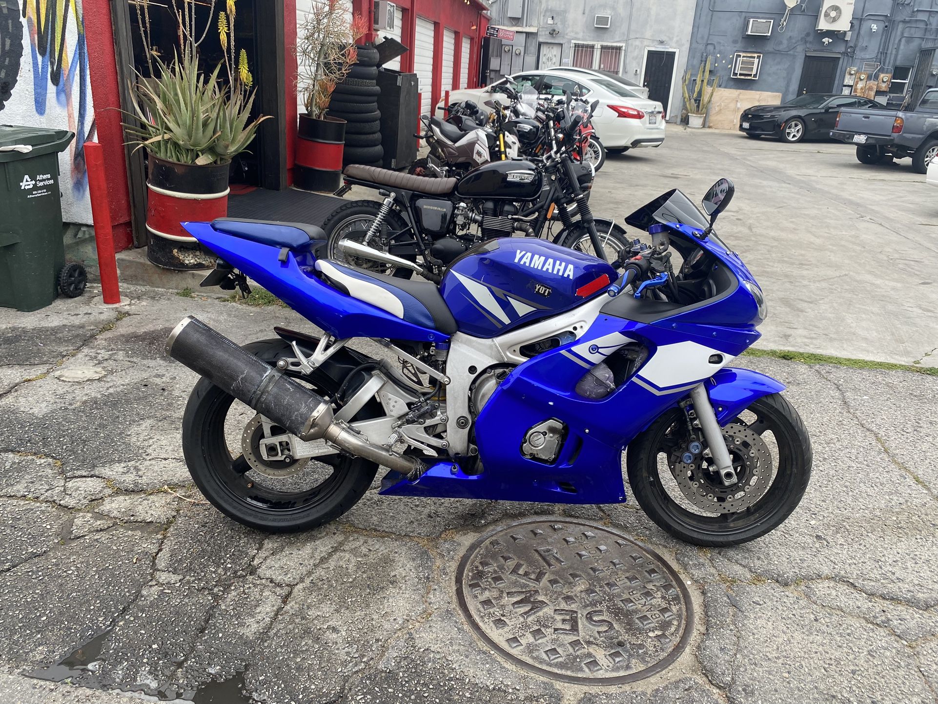 R6 Yamaha 2002