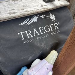 Traeger Pellet Grill Smoker (Works Great)