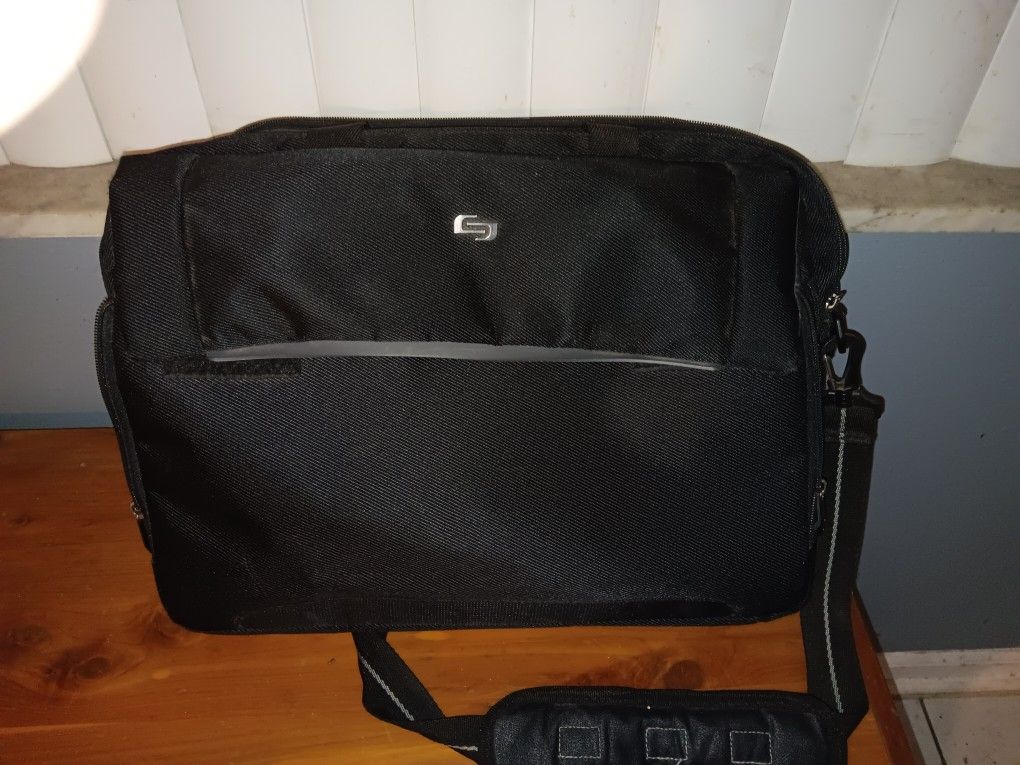 Laptop Messenger Bag
