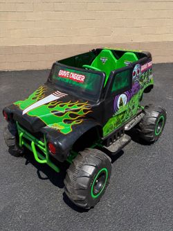🔥 GRAVE DIGGER Monster Truck Ride-On 🔥 MUST GO TODAY!