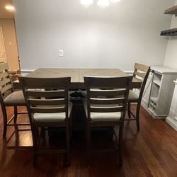 Dining Room Set 