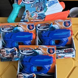 4 Nerf Soakers $20