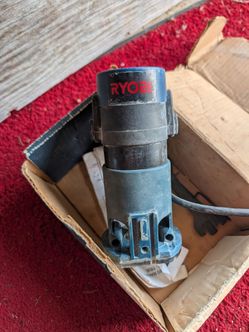 Ryobi TR-30U laminate trimmer