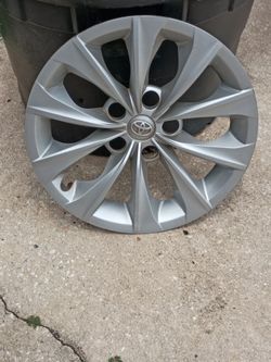 Toyota hub Cap