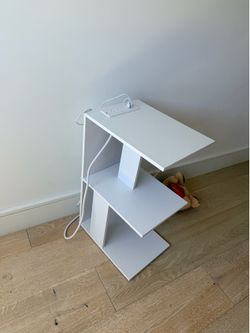 Table with charger
