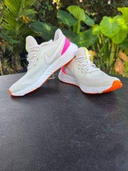 NIKE size 9w