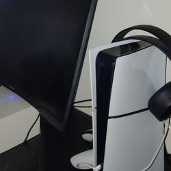 PS5 Slim 