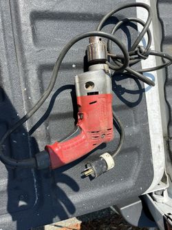 Milwaukee Hole Shooter