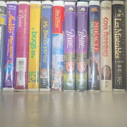VHS Clamshell - 22 Movie Titles - Disney Warner Bros MCA