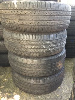 235/60/18 Michelin latitude set of used tires in great condition 225$ for 4 . Installation balance and wheel alignment available but not included
