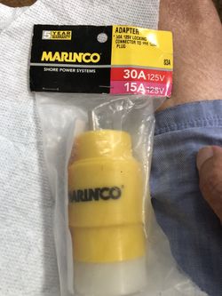 Marinco Plug 30A 125 V Locking Connector