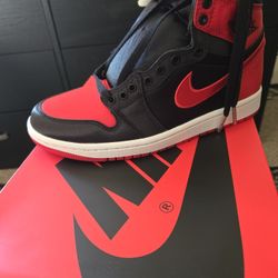 Jordan 1 SATIN BRED