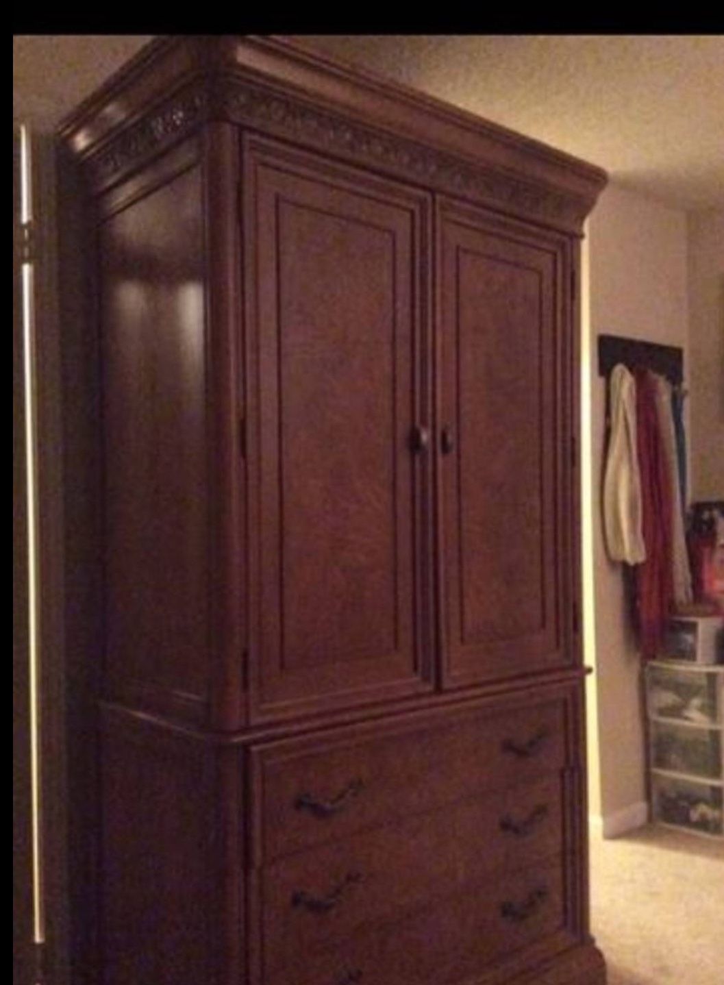 Queen Oak Wood Bedroom Set