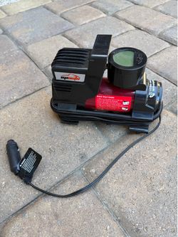 Tire pump