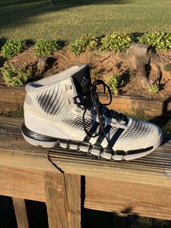 Men’s adidas size 10