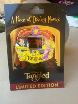 Disney PIN-Piece of Disney Movies-Tangled LE 2000 Rapunzel Flynn Gondola Lantern