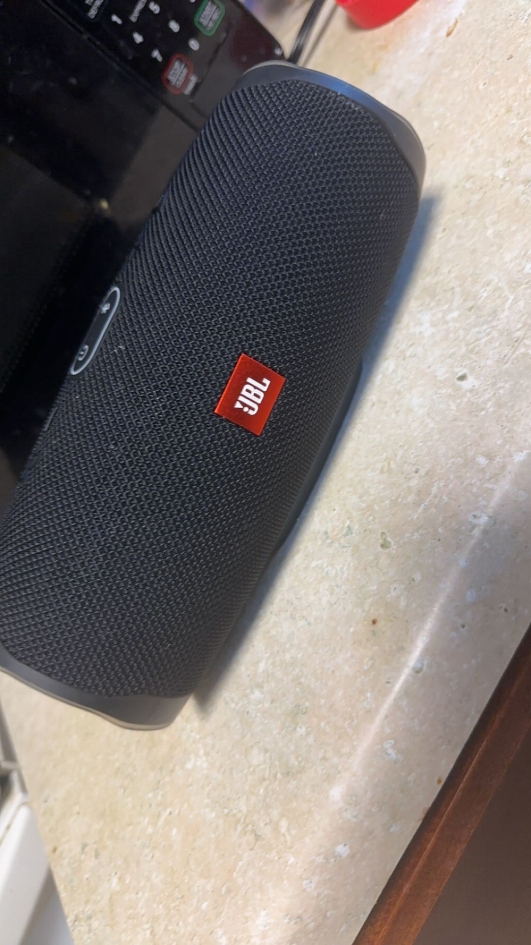 JBL Charge 4 Speaker