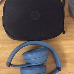 Beats Solo 4