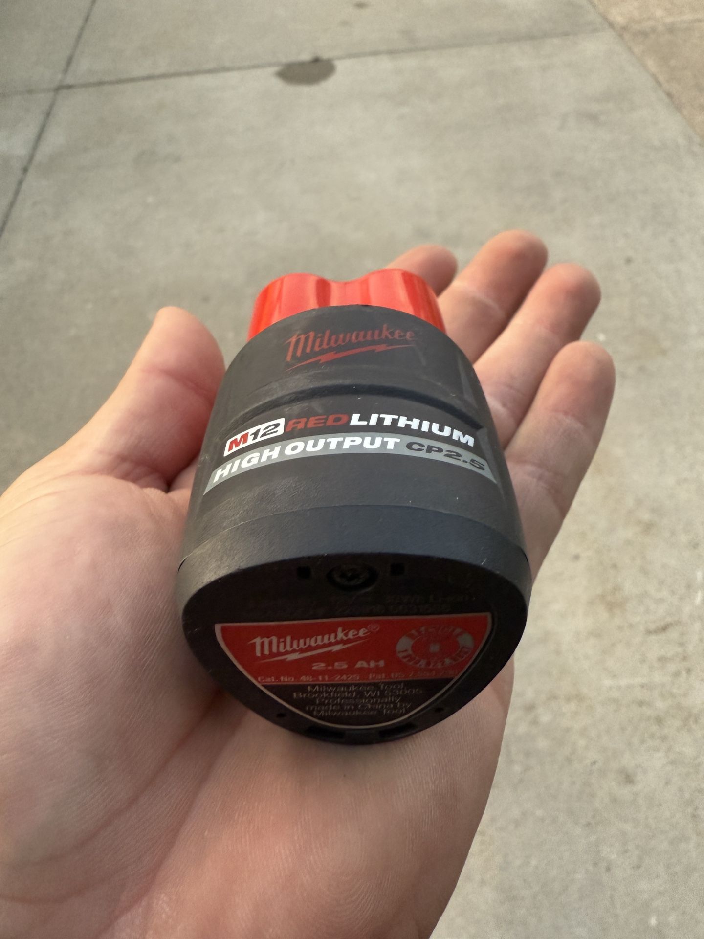 M12 - 2.5ah Milwaukee Battery
